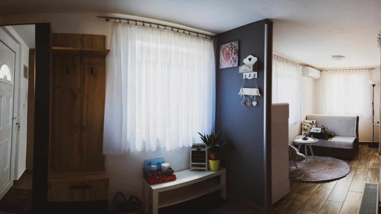Soba I Apartman Dula Огулин Екстериор снимка